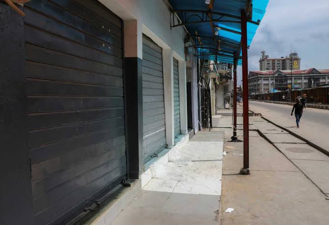 Why More Shops Are Closing Around the World, and Why Online Storefronts Are Winning
